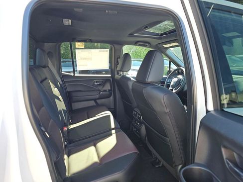 New 2026 Honda Ridgeline Black Edition image 13