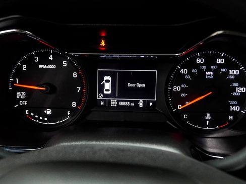 Used 2022 Chevrolet TrailBlazer LT w/ Convenience Package image 28