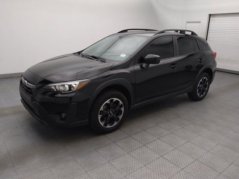 Used 2023 Subaru Crosstrek 2.0i Premium AWD/4WD image 2
