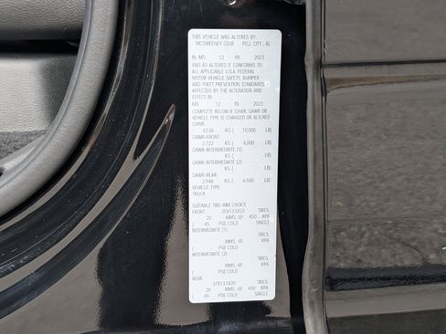 Used 2024 RAM 2500 Big Horn w/ Night Edition image 36