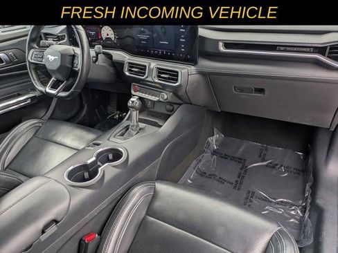 Used 2024 Ford Mustang Premium image 11