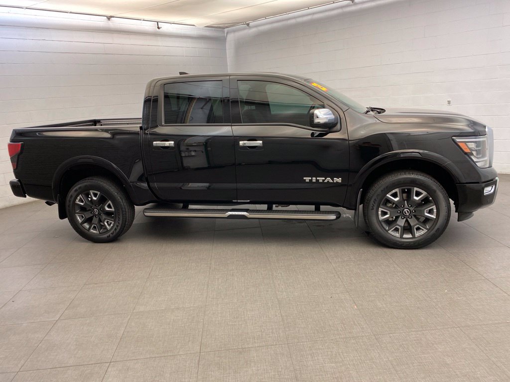 Used 2023 Nissan Titan Platinum Reserve w/ Off Road Protection Package AWD/4WD image 10
