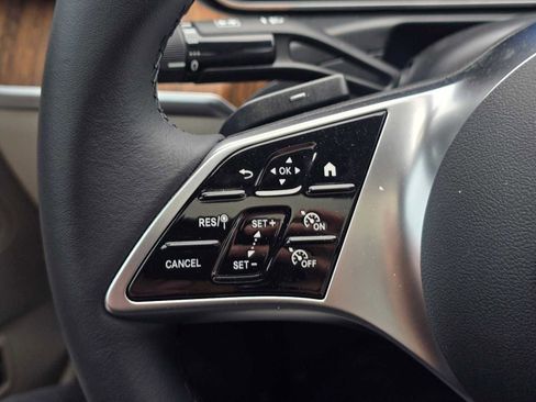 Used 2024 Mercedes-Benz C 300 C 300 image 32