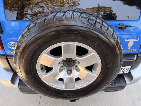 Used 2007 Toyota FJ Cruiser 4WD w/ Upgrade Pkg 1 image 14