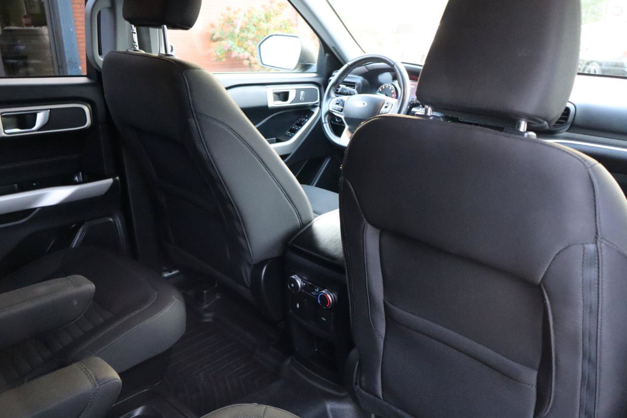 Used 2021 Ford Explorer XLT AWD/4WD image 21