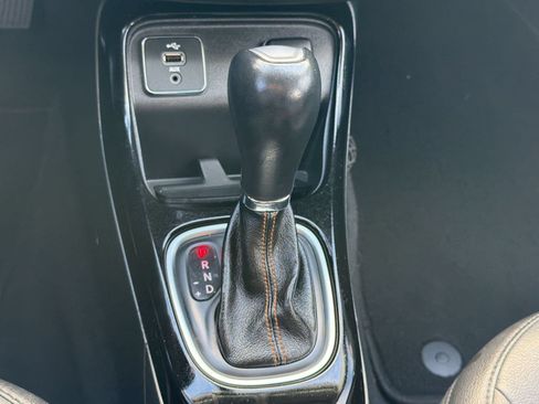 Used 2018 Jeep Compass Limited FWD image 17
