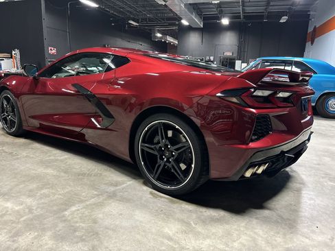 Used 2020 Chevrolet Corvette STINGRAY w/ 2LT Preferred Equipment Group image 8