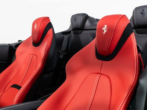 Certified 2025 Ferrari Roma Spider RWD image 45