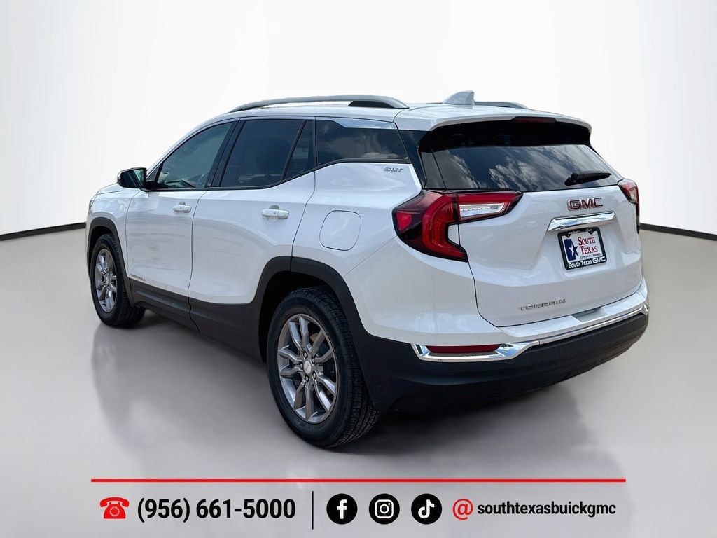 Used 2023 GMC Terrain SLT w/ Infotainment Package II FWD image 6