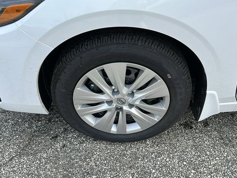 New 2025 Nissan Sentra S image 8