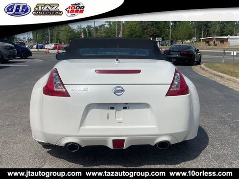 Used 2013 Nissan 370Z Roadster RWD image 5