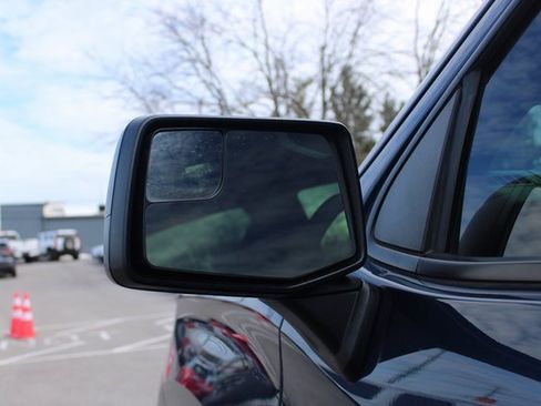 Used 2019 Chevrolet Silverado 1500 Custom Trail Boss w/ Custom Convenience Package image 8