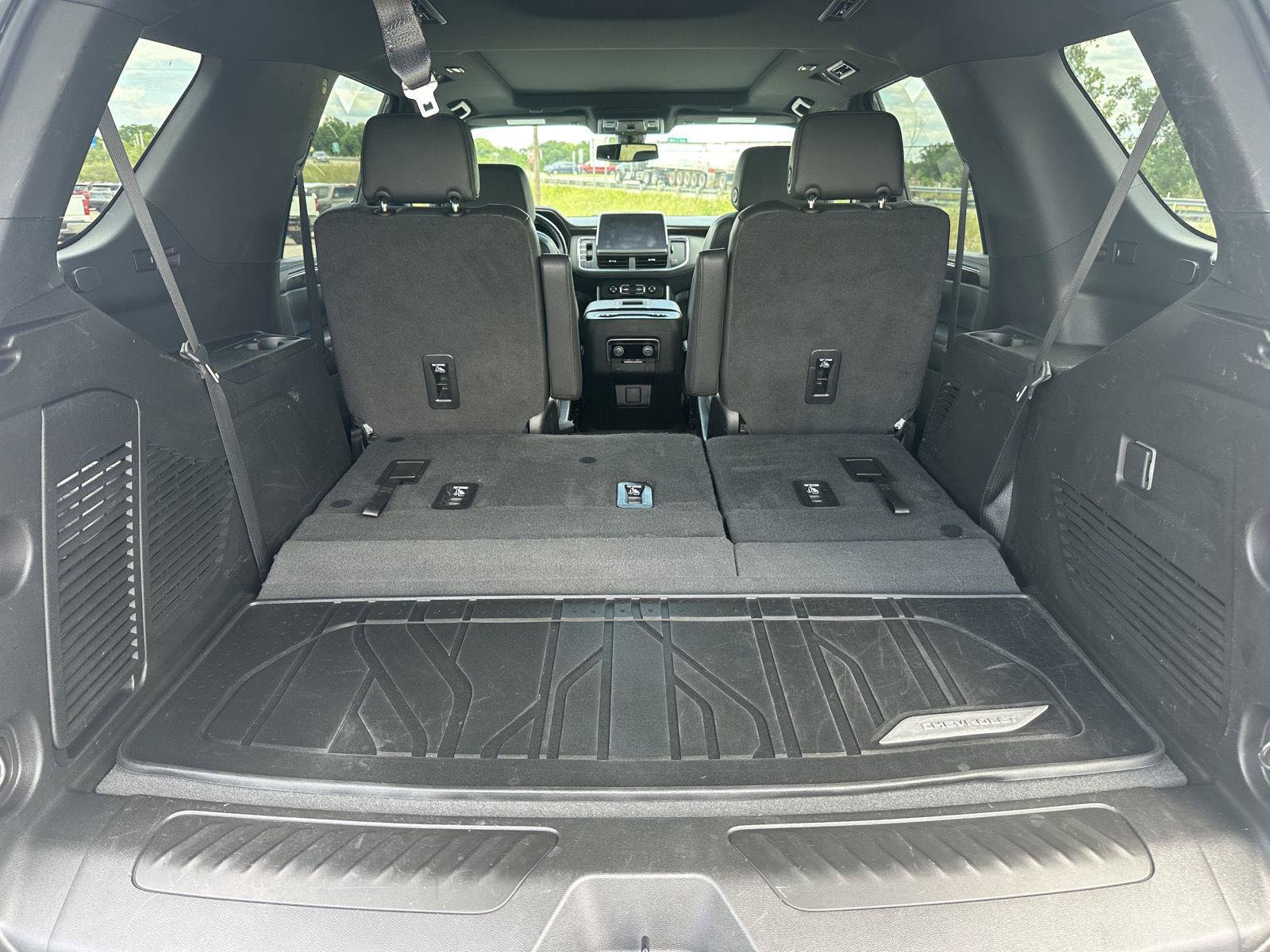 Used 2022 Chevrolet Tahoe LT AWD/4WD image 14