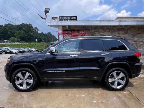 Used 2015 Jeep Grand Cherokee Limited w/ Trailer Tow Group IV AWD/4WD image 3