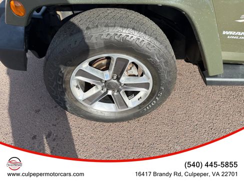 Used 2016 Jeep Wrangler Unlimited Sahara w/ Dual Top Group image 24