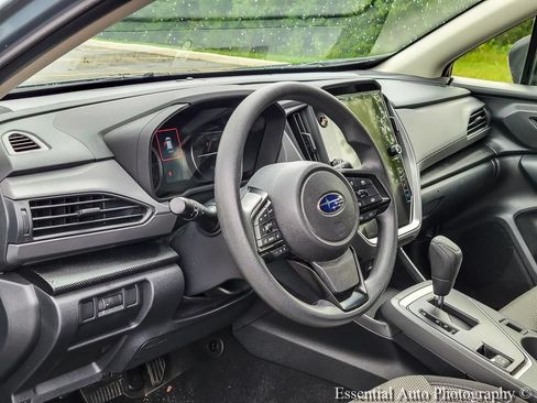 Used 2024 Subaru Crosstrek 2.0i Premium AWD/4WD image 9