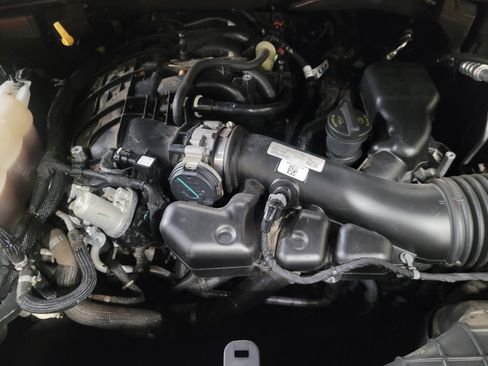 Used 2023 Jeep Grand Cherokee Limited w/ Black Appearance Package image 30