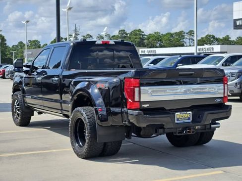 Used 2022 Ford F350 Platinum w/ FX4 Off-Road Package AWD/4WD image 7