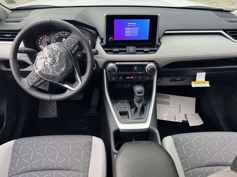 New 2025 Toyota RAV4 XLE image 14