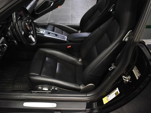 Used 2017 Porsche 911 Carrera 4S AWD/4WD image 19