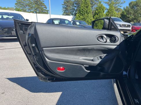 Used 2024 Nissan Z Performance w/ Floor Mat Package RWD image 22