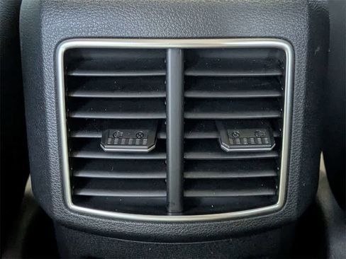 Used 2025 Kia Sportage EX image 16