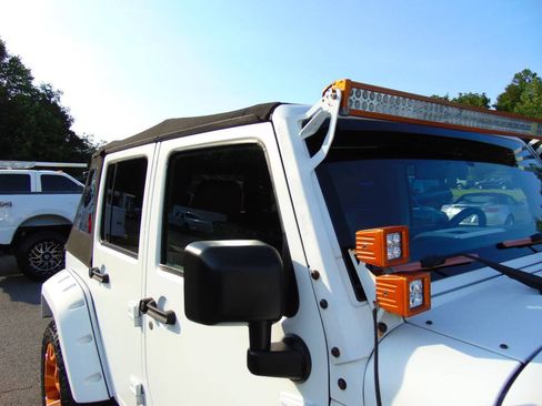 Used 2016 Jeep Wrangler Unlimited Sport w/ Connectivity Group AWD/4WD image 61