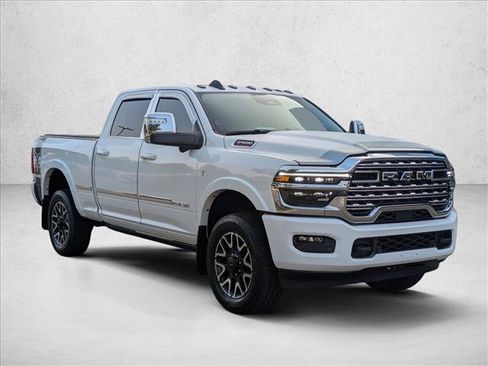 Used 2026 RAM 2500 Limited AWD/4WD image 3