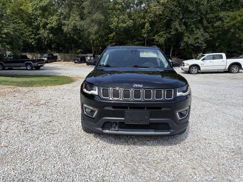 Used 2018 Jeep Compass Limited w/ Navigation Group AWD/4WD image 2