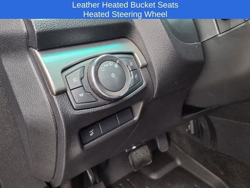 Used 2018 Ford Explorer XLT w/ Equipment Group 202A image 13