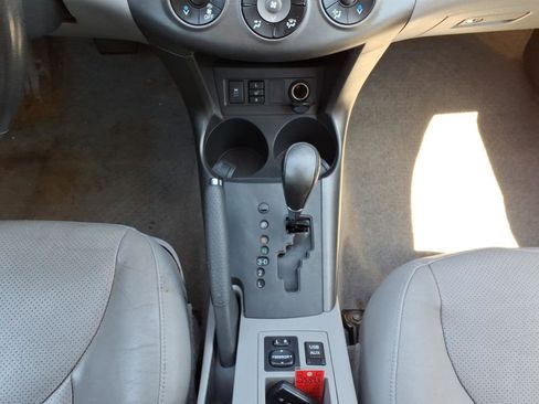 Used 2012 Toyota RAV4 Limited w/ Navigation Value Pkg AWD/4WD image 17