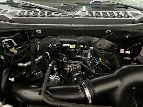Used 2019 Ford F150 Lariat RWD image 7