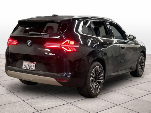 Used 2025 BMW X3 xDrive30i w/ Premium Package image 15