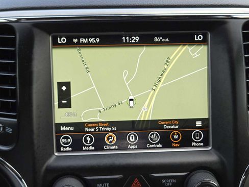 Used 2018 Jeep Grand Cherokee Limited AWD/4WD image 18