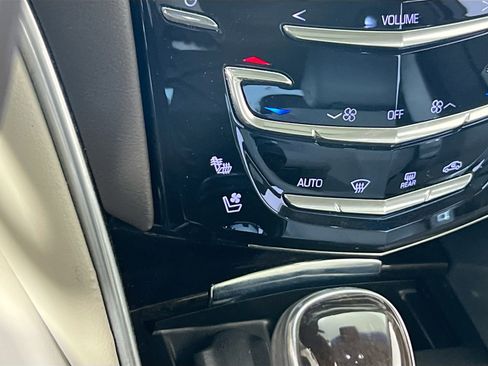 Used 2016 Cadillac XTS Luxury w/ Driver Awareness Package image 20