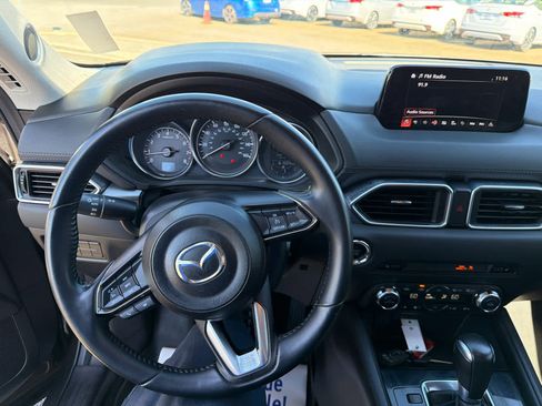 Used 2017 MAZDA CX-5 Touring w/ Preferred Equipment Package image 28