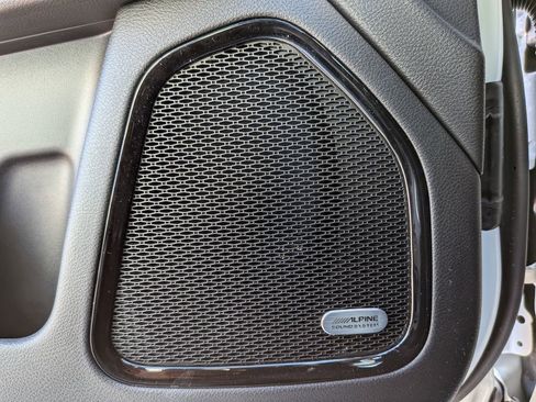 New 2026 Jeep Compass Trailhawk w/ Sun, Sound & Navigation Group AWD/4WD image 27