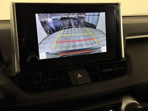Used 2024 Toyota RAV4 LE AWD/4WD image 19