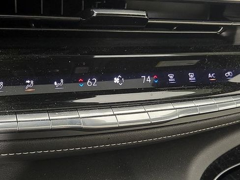 Used 2024 Cadillac Escalade Sport w/ Touring Package AWD/4WD image 18