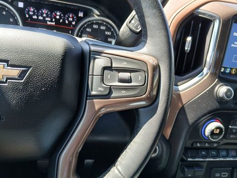 Used 2022 Chevrolet Silverado 1500 High Country image 21