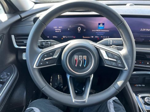 Certified 2025 Buick Envision Preferred image 16