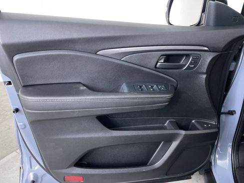 Used 2023 Honda Passport EX-L image 10