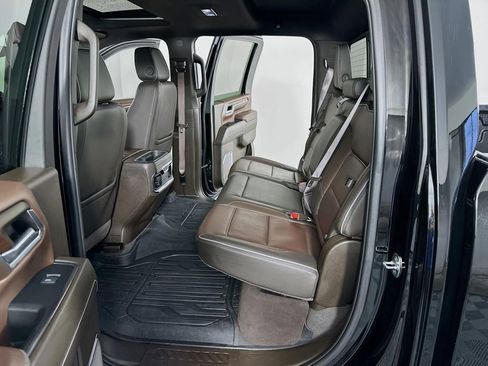 Used 2024 GMC Sierra 3500 Denali w/ Denali Reserve Package image 37