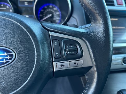 Used 2016 Subaru Outback 2.5i Limited image 16