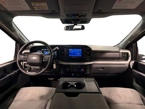 Used 2024 Ford F250 XLT AWD/4WD image 40