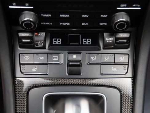 Used 2018 Porsche 911 GT2 RS RWD image 91