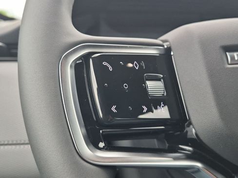 New 2026 Land Rover Discovery Sport Landmark AWD/4WD image 24