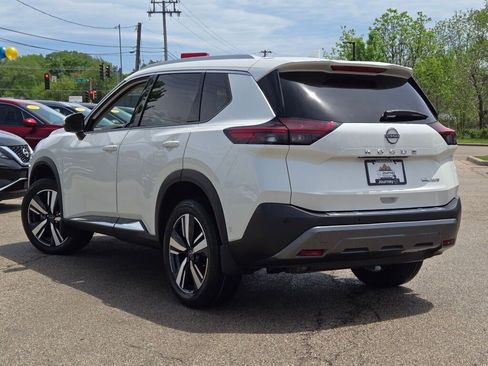 Used 2023 Nissan Rogue SL w/ SL Premium Package AWD/4WD image 13
