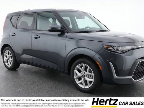 Used 2025 Kia Soul LX w/ LX Technology Package image 1