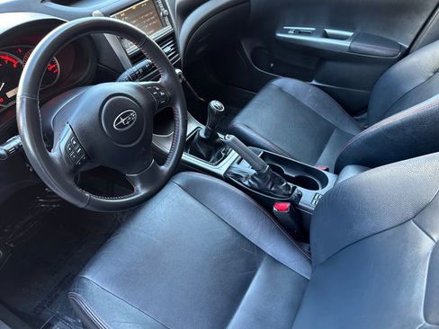 Used 2011 Subaru Impreza WRX Premium image 10